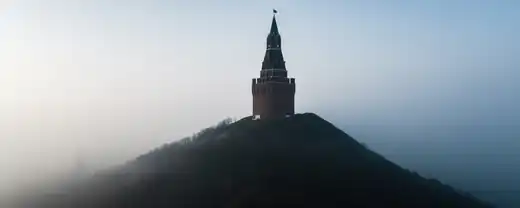 Экс-президент Южной Осетии стал консультантом Кремля